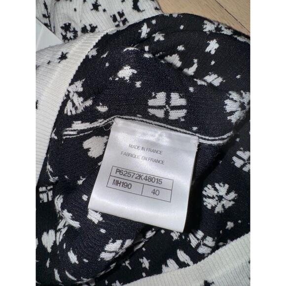 Chanel 19K Coco Neige Black White Wool CC Logo Top Short Sleeve Tee T Shirt 40 - Picture 15 of 16